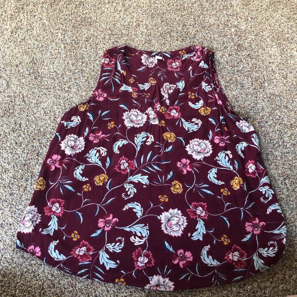 Old Navy Floral Print Sleeveless Blouse